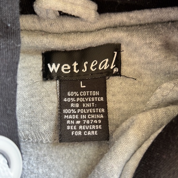 Color Block Button Up Jacket - Picture 3 of 3